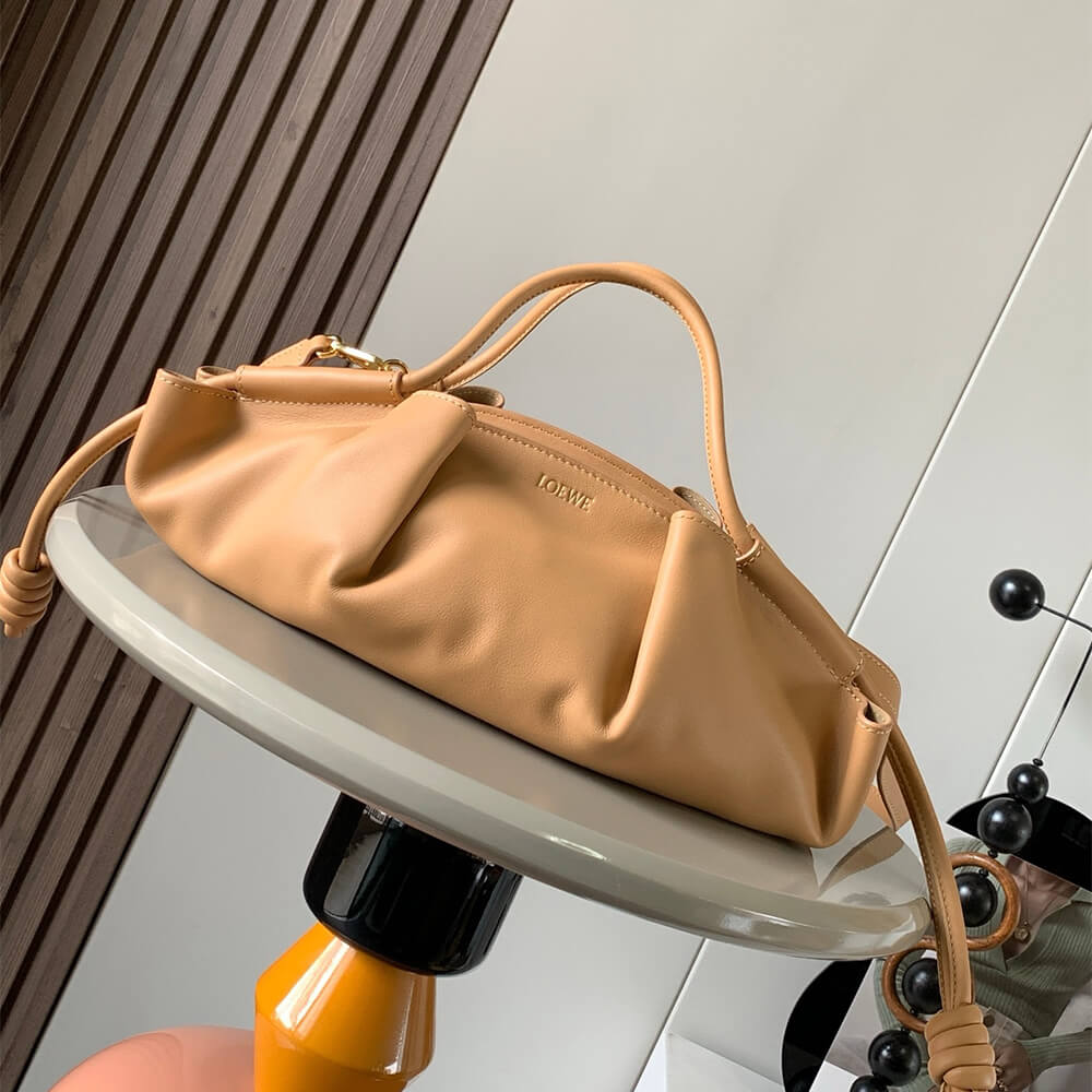 Loewe Small Paseo bag in shiny nappa calfskin (high-end grade) - Image 2
