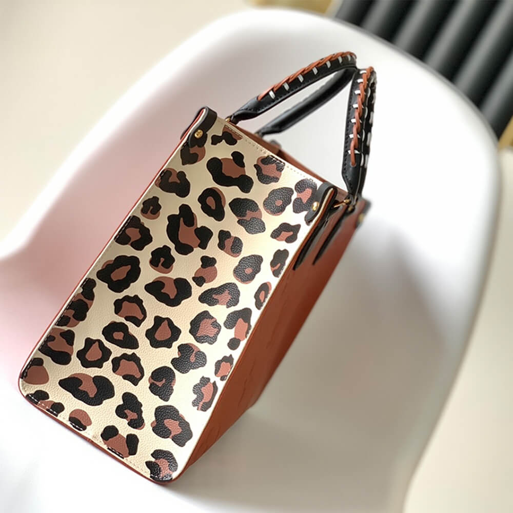 Caramel Louis Vuitton ONTHEGO MM - Image 3