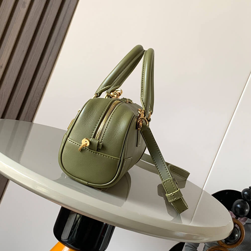 LOEWE Amazona 23 Cropped bag in nappa calfskin (HIGH-END GRADE) - Image 3