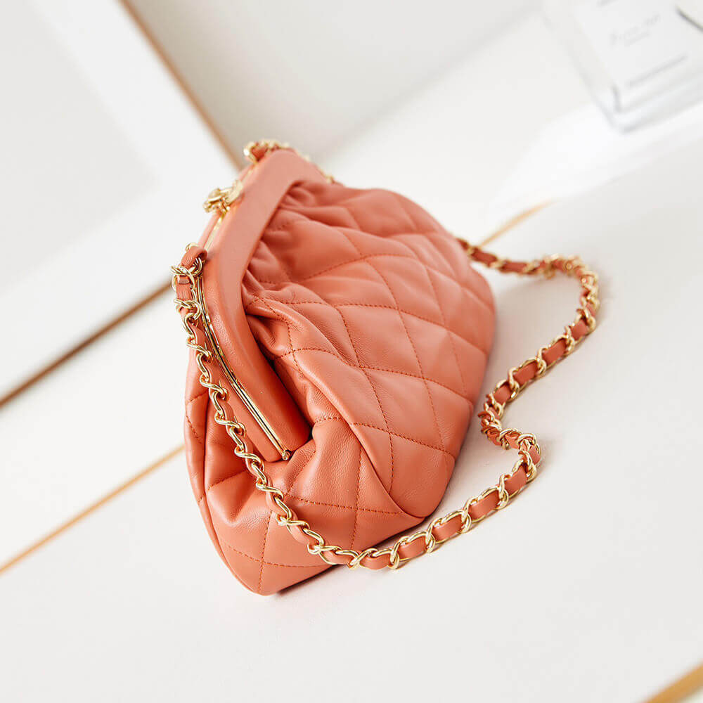 Chanel Clutch (high-end grade) - Image 3