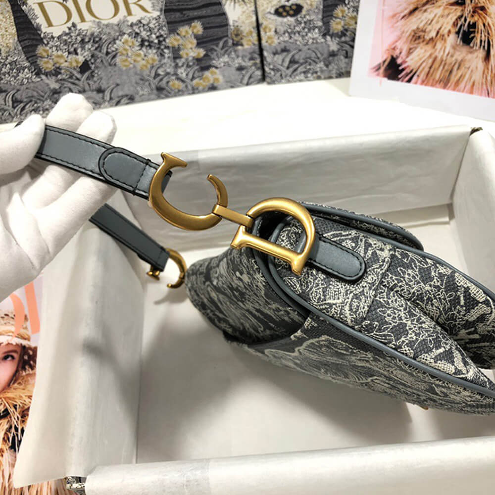 Dior SADDLE BAG - Image 3