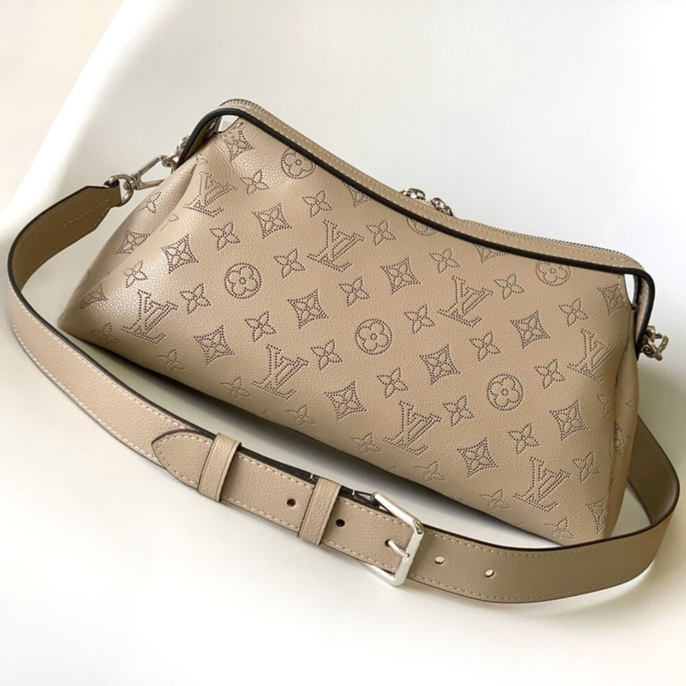 LV Hand It All PM - Image 4