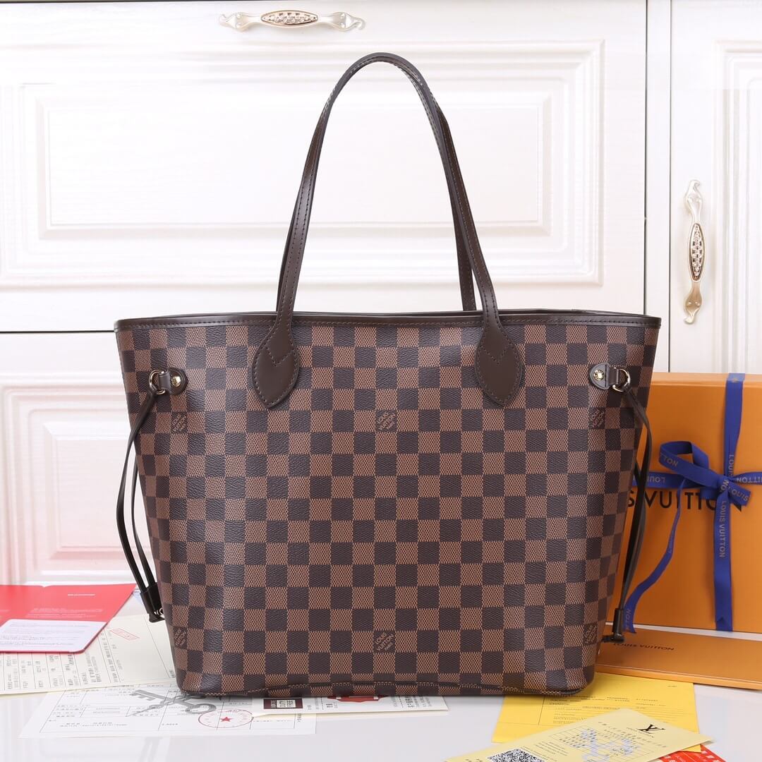 Cerise Red LV Neverfull MM - Image 4