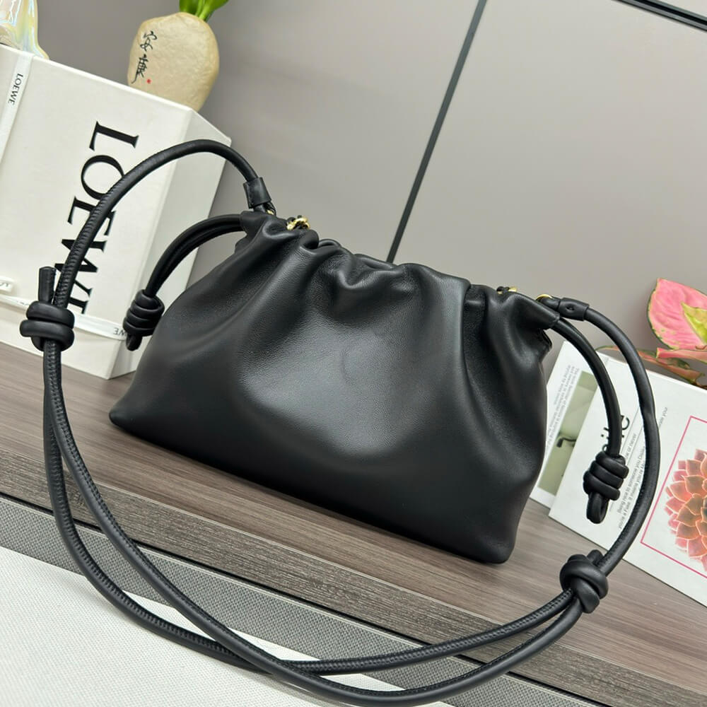 Loewe Medium Flamenco purse in mellow nappa lambskin - Image 4