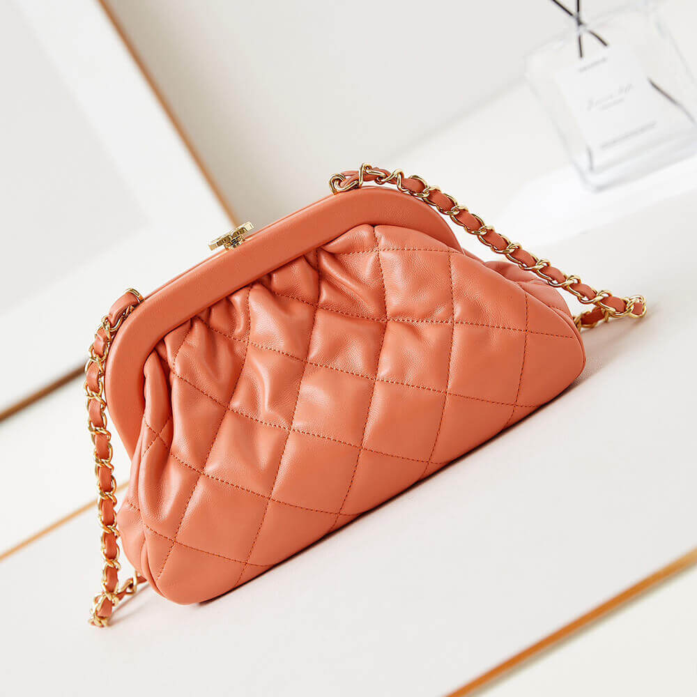 Chanel Clutch (high-end grade) - Image 4