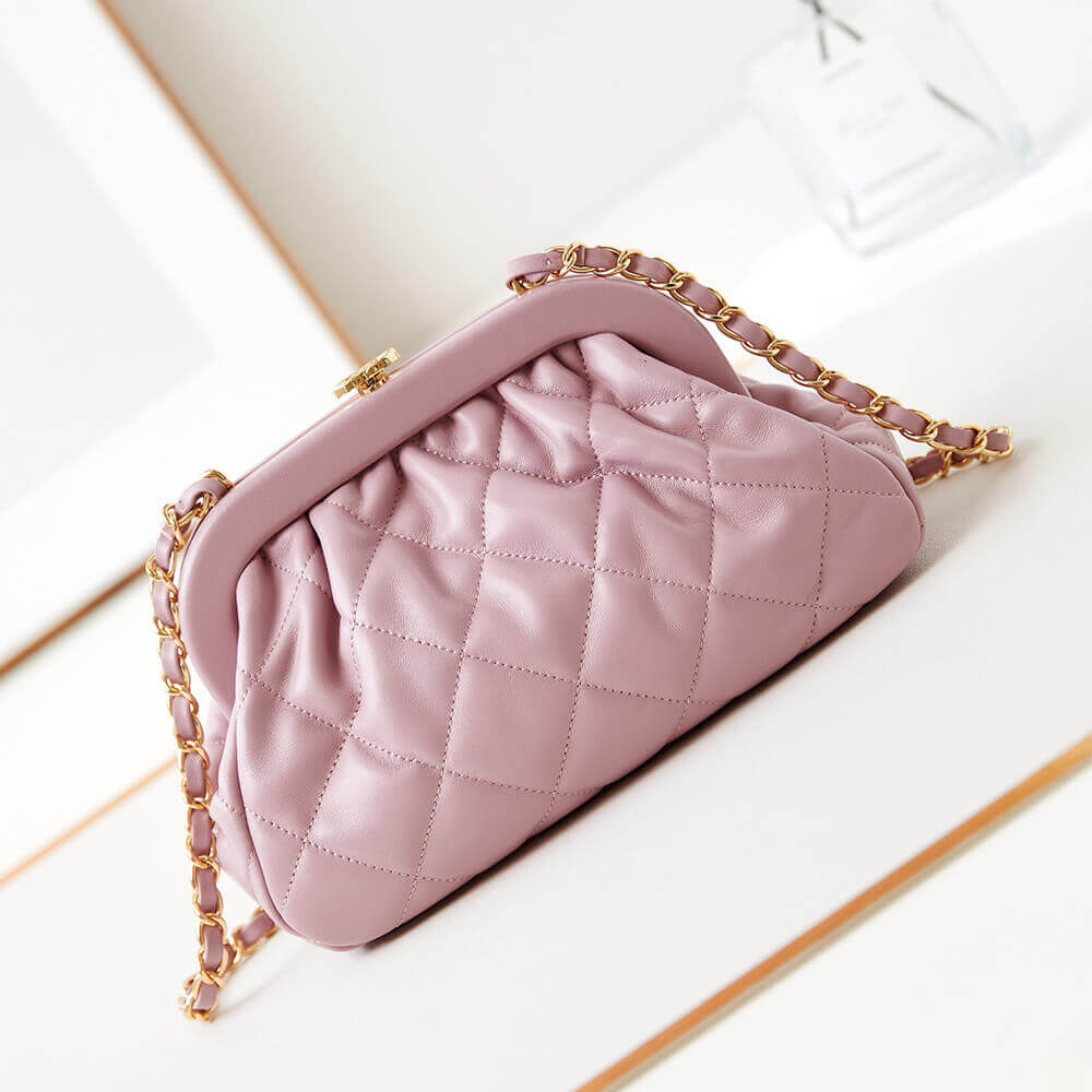 Chanel Clutch (high-end grade) - Image 4