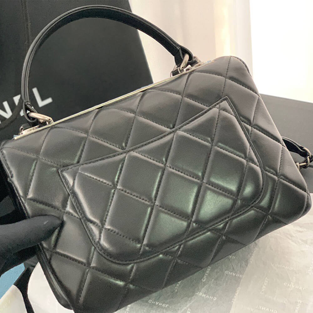 Black CHANEL FLAP BAG WITH TOP HANDLE - Image 4