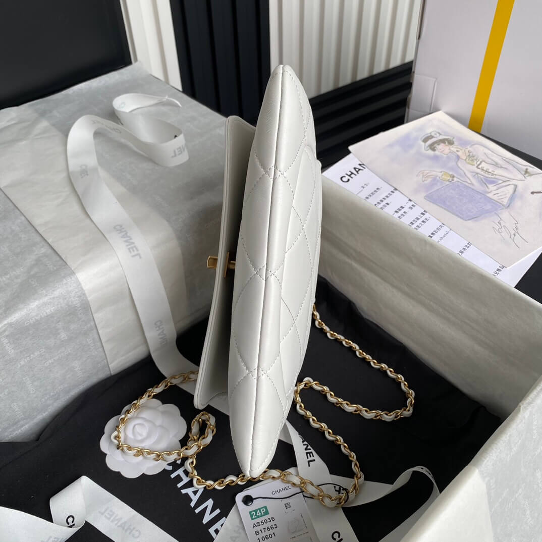 White Chanel Clutch (high-end grade) - Image 4