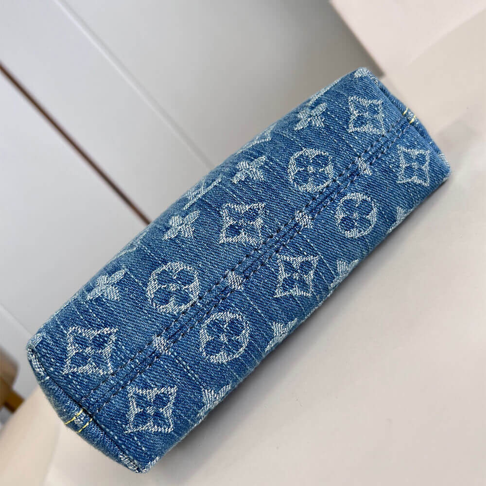LV Hills Pochette - Image 5
