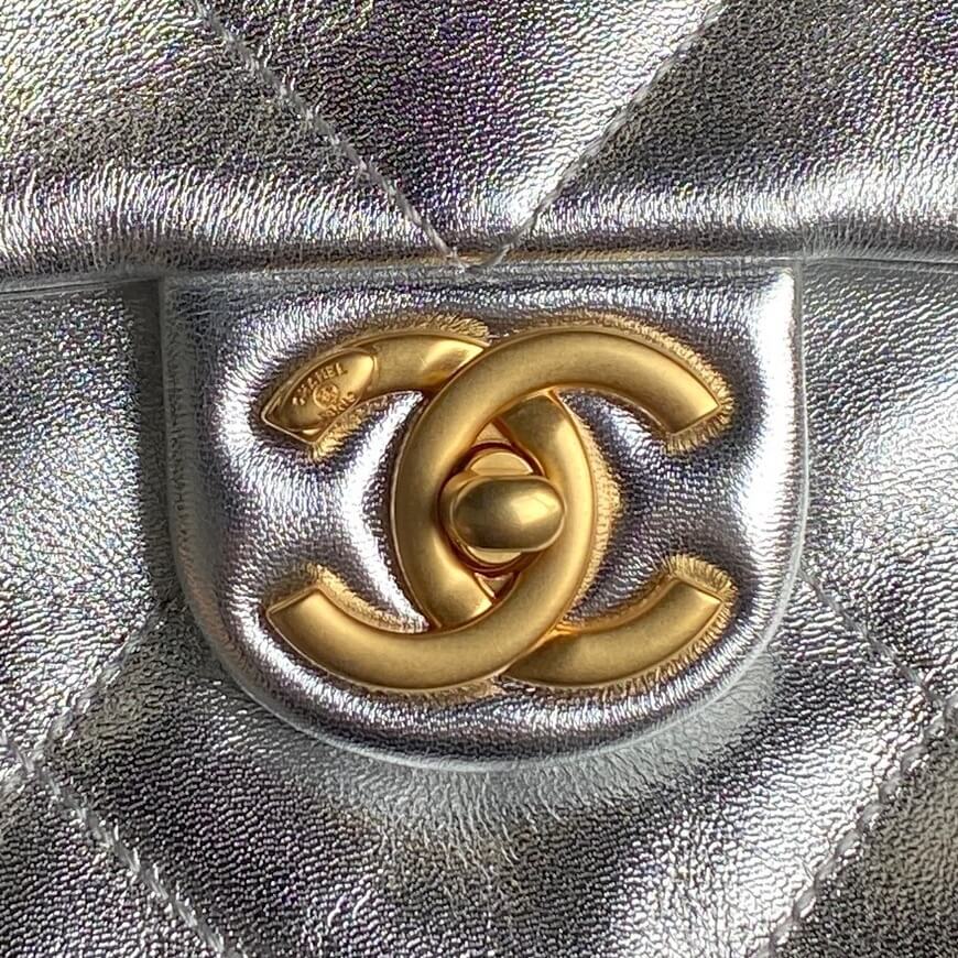Silver Chanel Shopping Bag (high-end grade) - Image 5