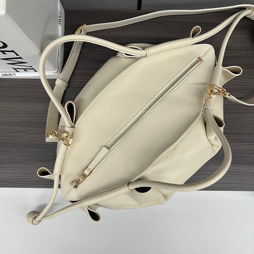Loewe Small Paseo bag in shiny nappa calfskin (high-end grade) - Image 6