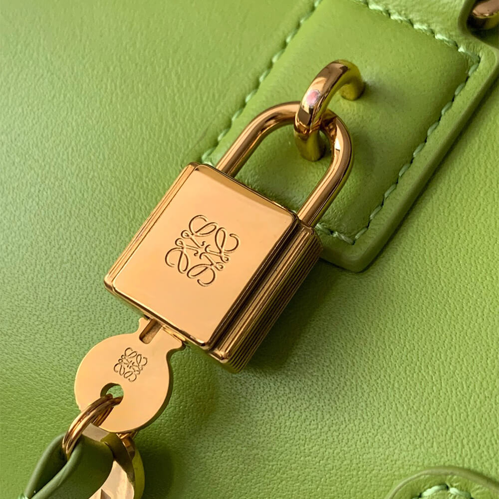 Gold LOEWE Amazona 23 Cropped bag in nappa calfskin (HIGH-END GRADE) - Image 6