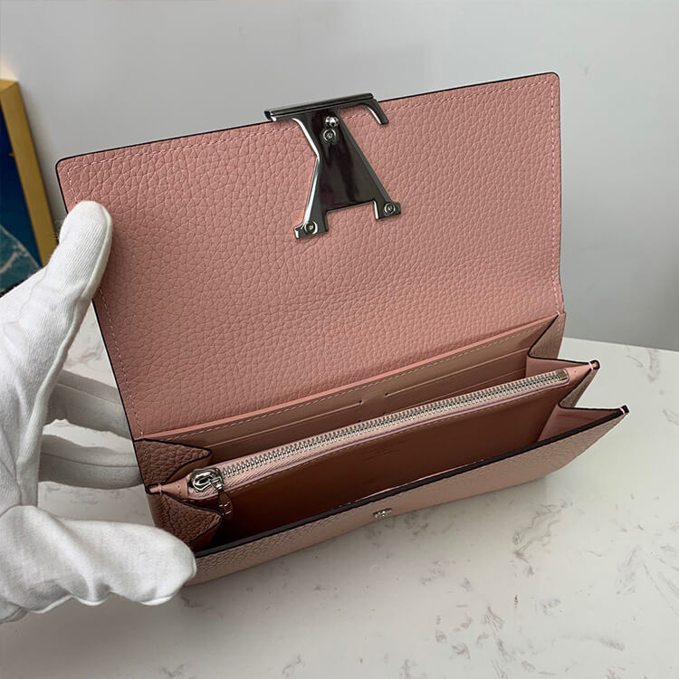Taurillon LV Capucines Wallet - Image 6