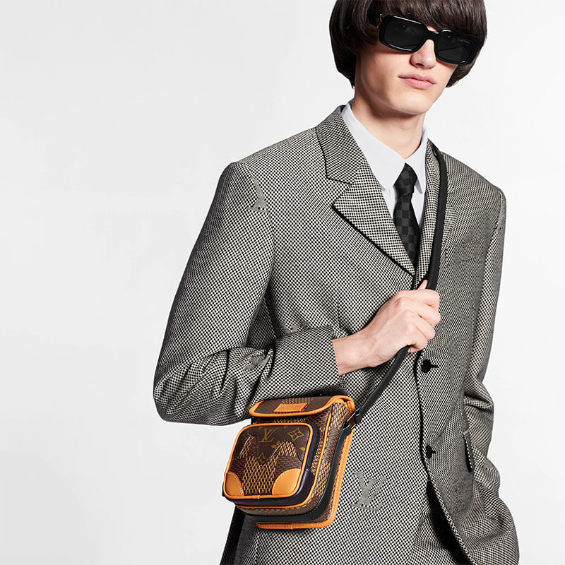 Nano Amazone Messenger Bag - Image 7