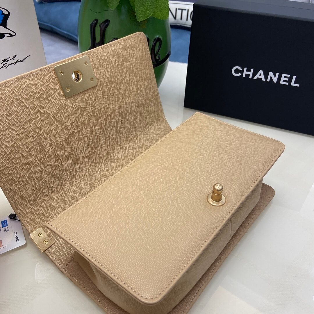 BOY CHANEL Handbag (high-end grade) - Image 7