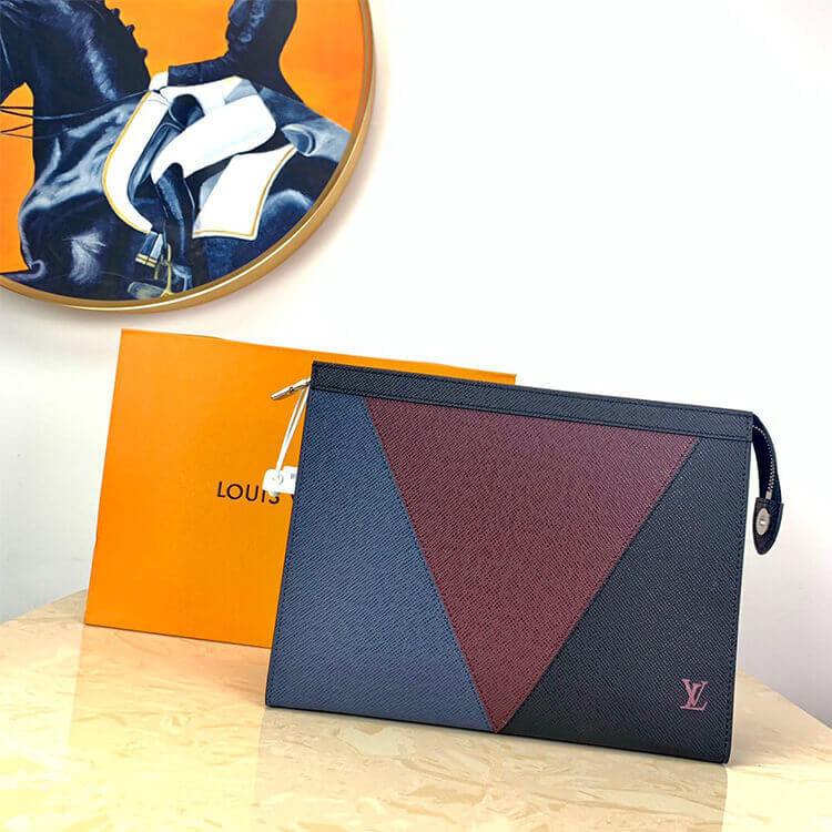 LV Pochette Voyage MM - Image 7