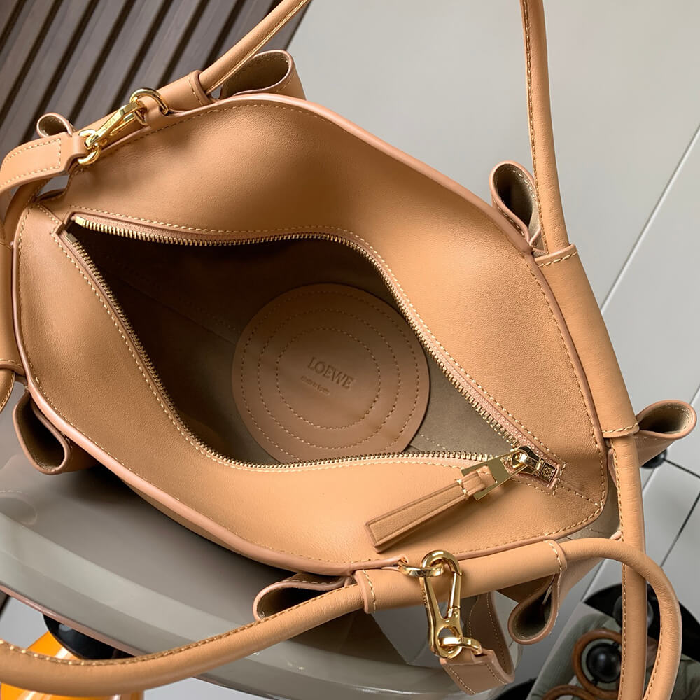 Loewe Small Paseo bag in shiny nappa calfskin (high-end grade) - Image 8