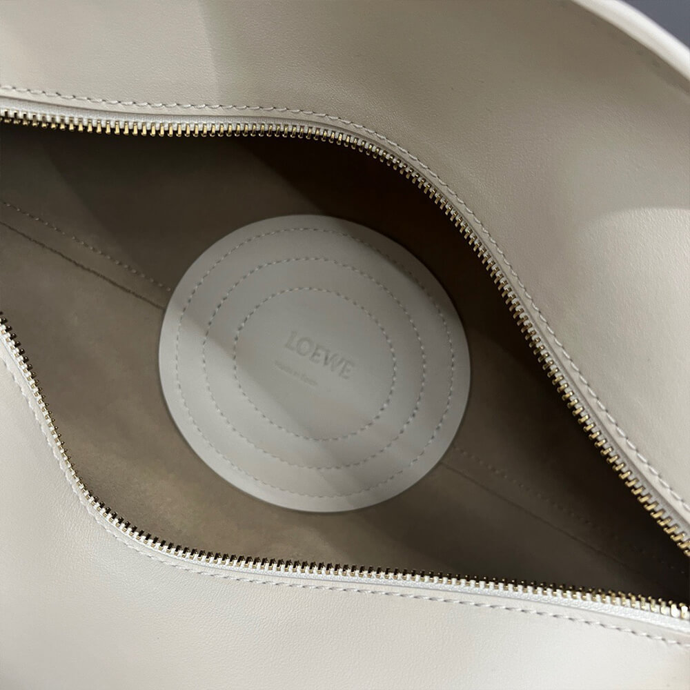 Loewe Small Paseo bag in shiny nappa calfskin (high-end grade) - Image 8